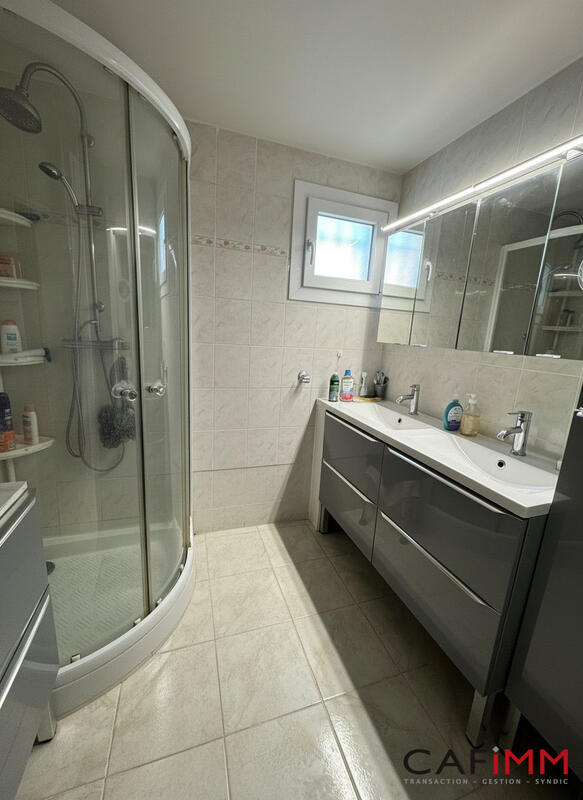 Villa - 103 m² - 5 pièces