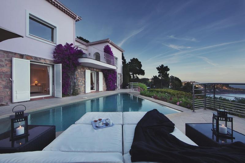 Villa - 231 m² - 6 pièces