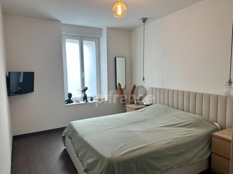 Maison - 167 m² - 7 pièces