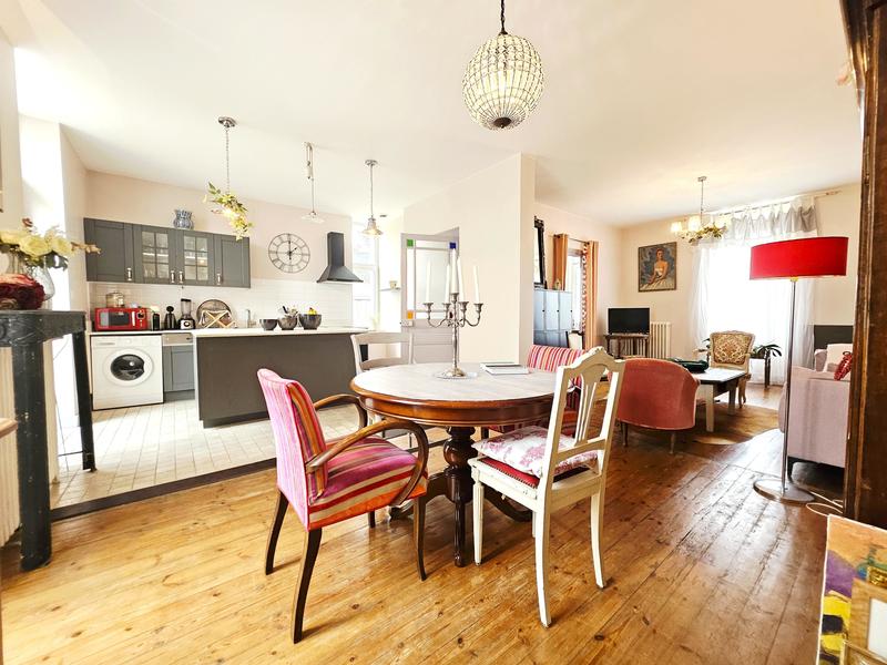 Maison - 131 m² - 6 pièces