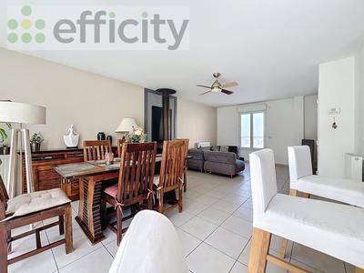 Maison - 165 m² - 5 pièces