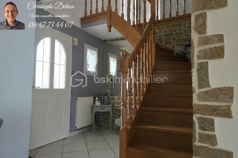 Pavillon - 199 m² - 7 pièces