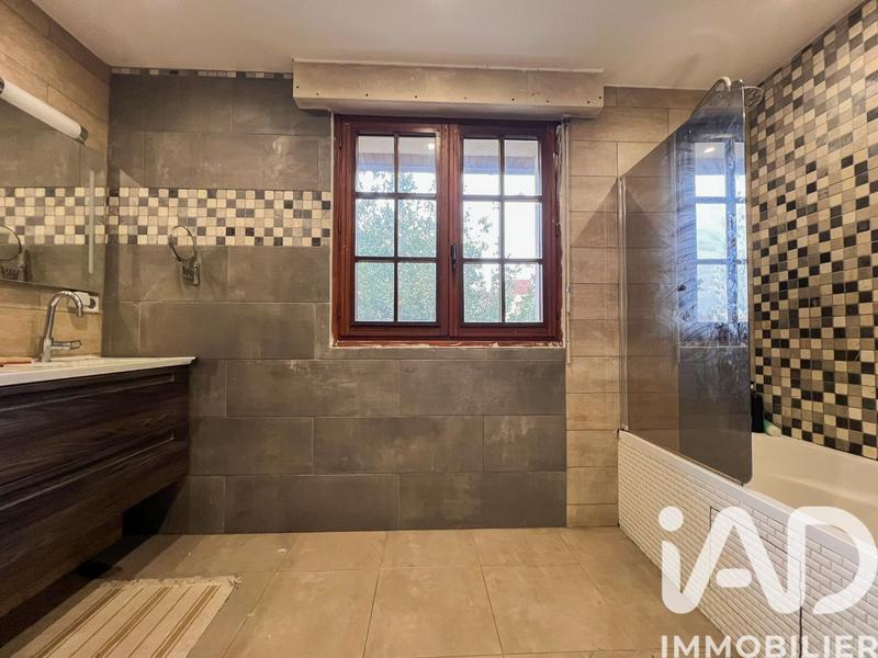 Maison - 125 m² - 6 pièces