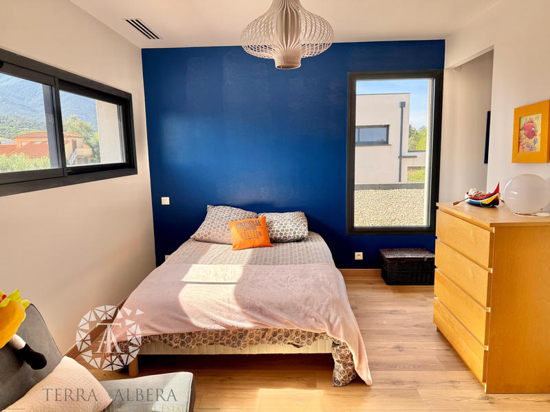 Villa - 237 m² - 5 pièces