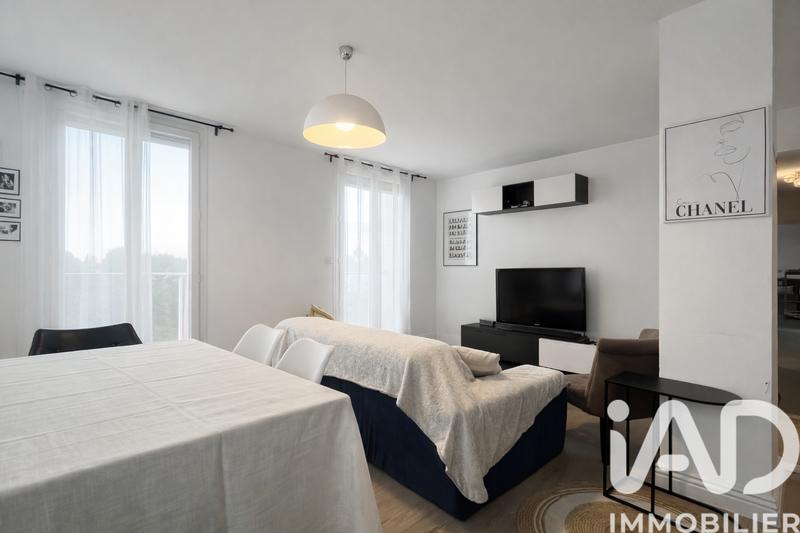 Appartement - 93 m² - 6 pièces