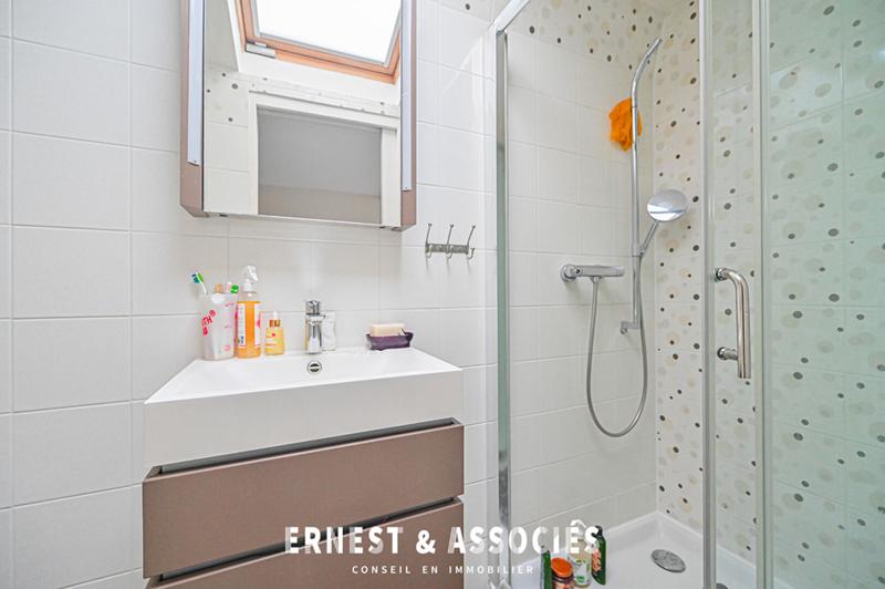 Appartement - 105 m² - 4 pièces