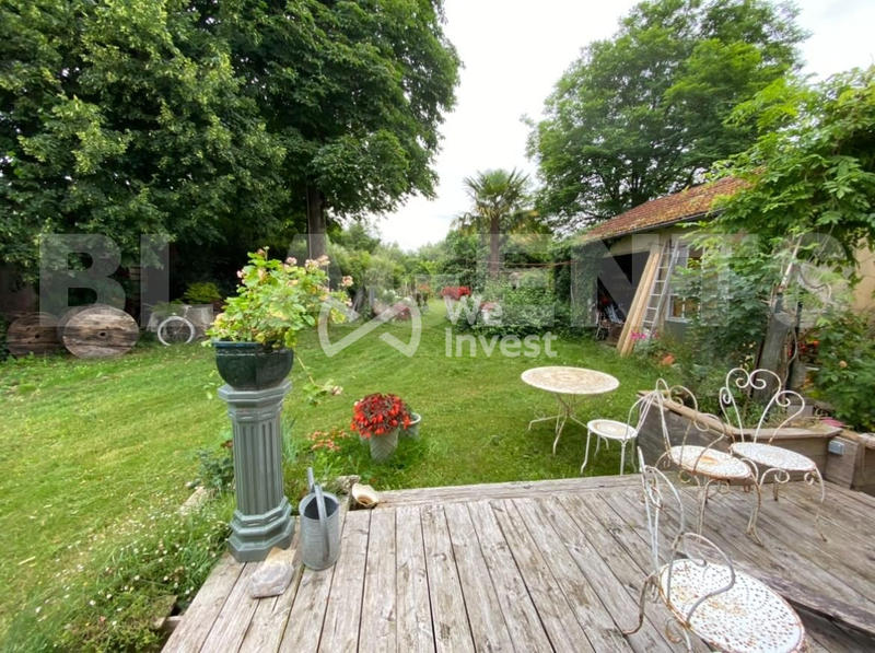 Maison - 220 m² - 6 pièces