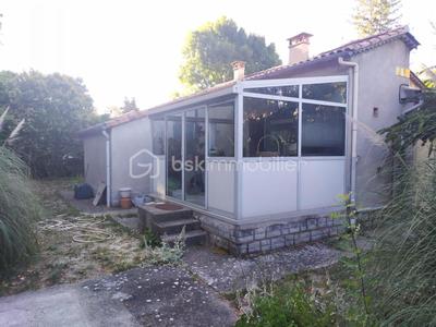 Maison - 74 m² - 3 pièces