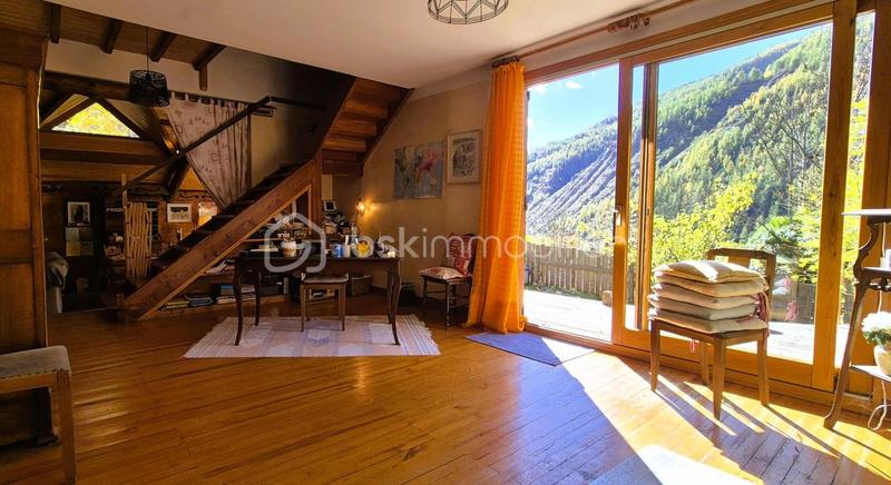 Châlet - 197 m² - 8 pièces