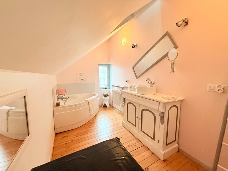 Maison - 150 m² - 6 pièces