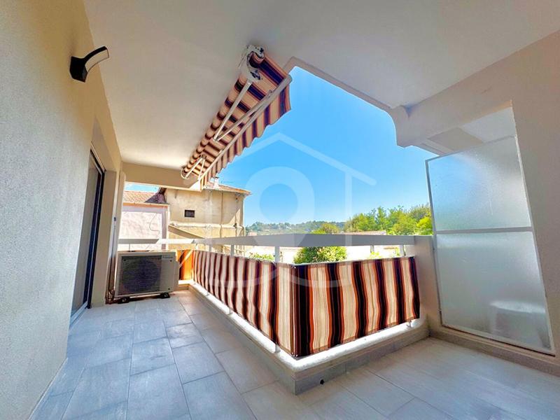 Appartement - 72 m² - 3 pièces