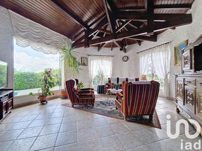 Maison - 135 m² - 5 pièces