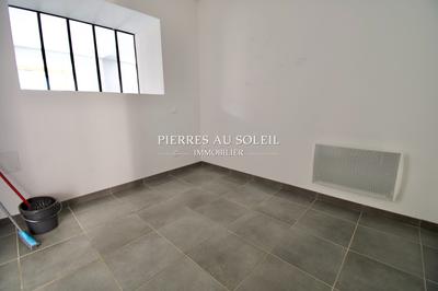 Appartement - 90 m² - 2 pièces