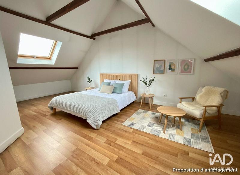 Maison - 122 m² - 7 pièces