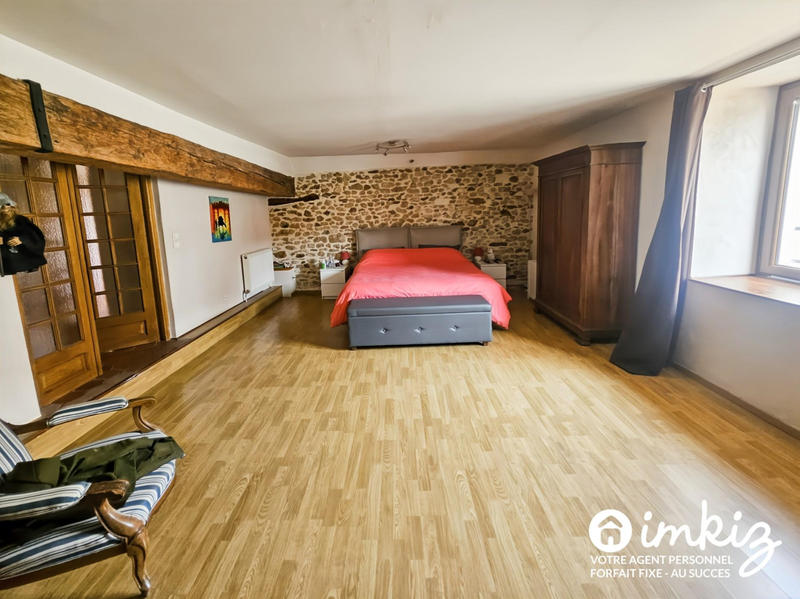 Maison - 320 m² - 7 pièces