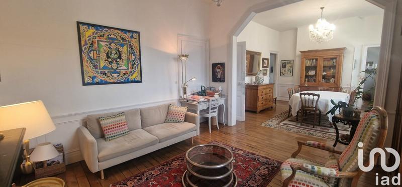 Maison de ville - 250 m² - 11 pièces