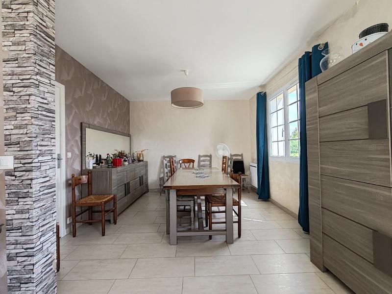 Maison - 445 m² - 15 pièces