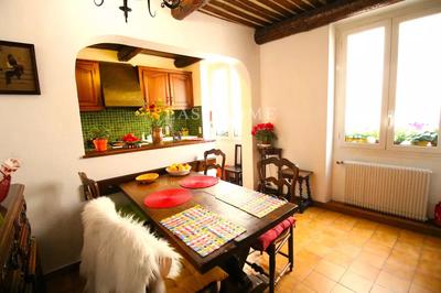 Maison de village - 330 m² - 9 pièces