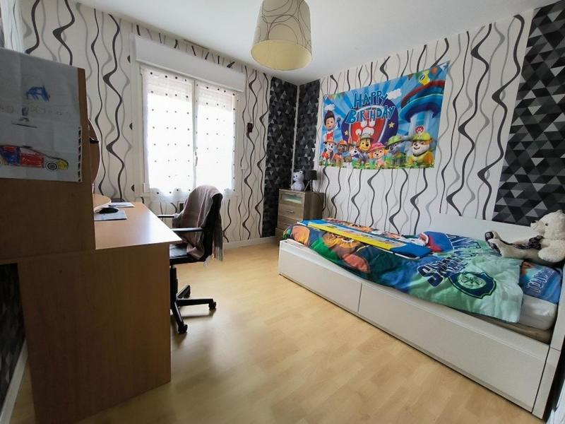 Maison - 96 m² - 5 pièces