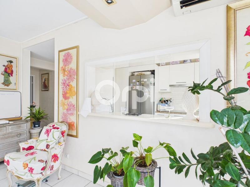 Appartement - 96 m² - 4 pièces