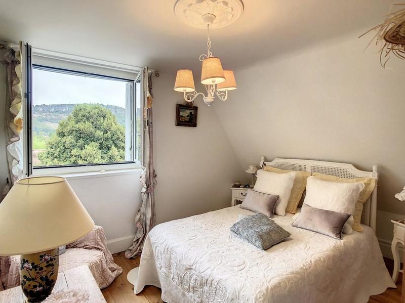 Maison - 153 m² - 6 pièces