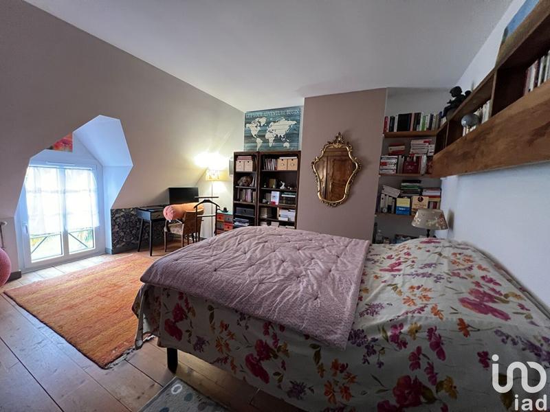 Maison - 180 m² - 6 pièces