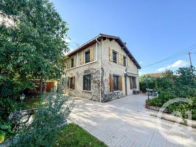 Maison - 164 m² - 7 pièces