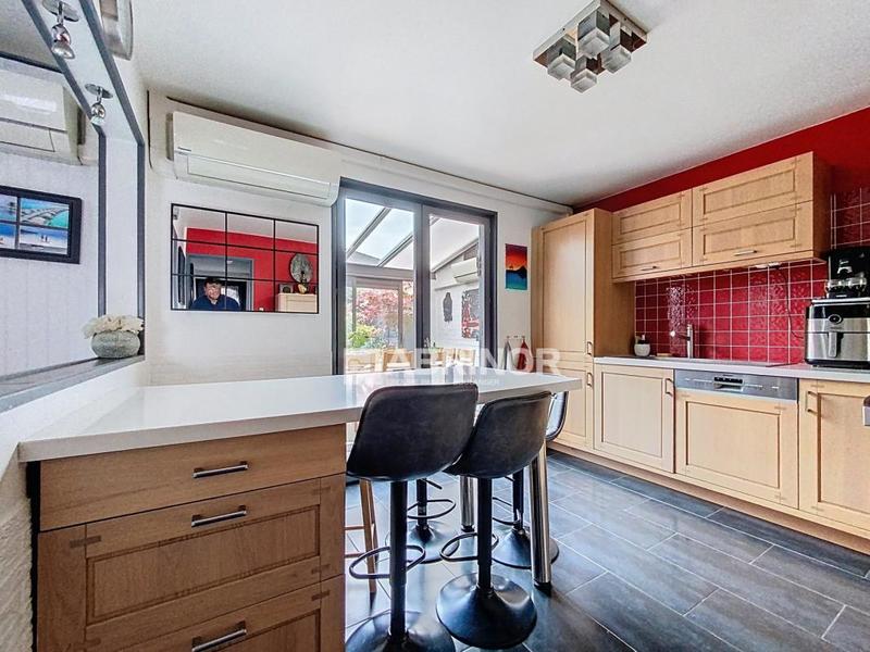 Maison - 105 m² - 5 pièces