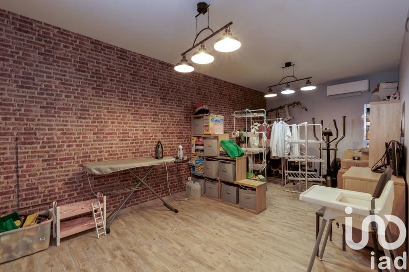 Maison - 323 m² - 9 pièces