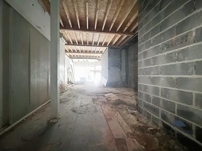 Local commercial - 150 m² - 3 pièces
