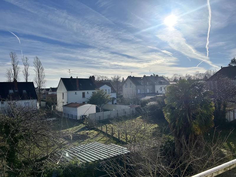 Maison - 198 m² - 11 pièces