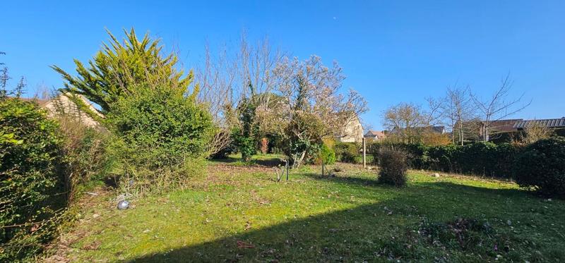 Terrain constructible - 445 m²