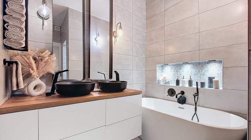 Appartement - 82 m² - 3 pièces