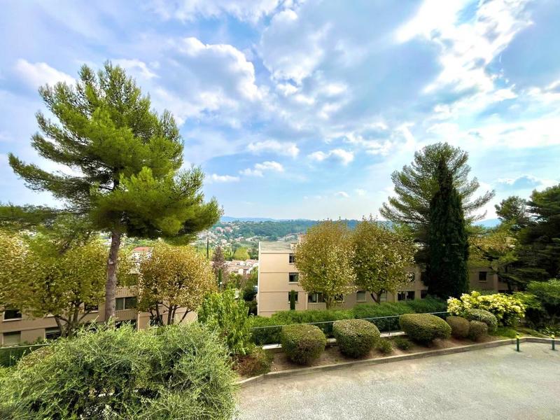 Appartement - 73 m² - 4 pièces