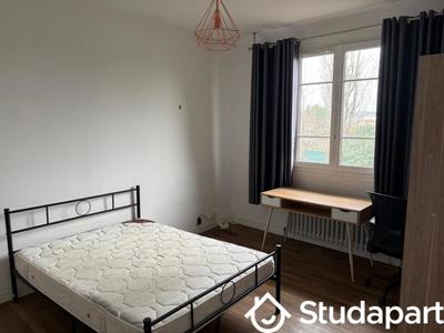 Chambre - 12 m² - 1 pièce