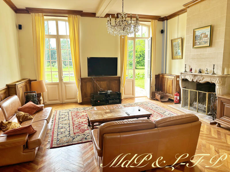 Maison bourgeoise - 700 m² - 19 pièces