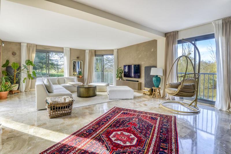 Maison - 171 m² - 7 pièces