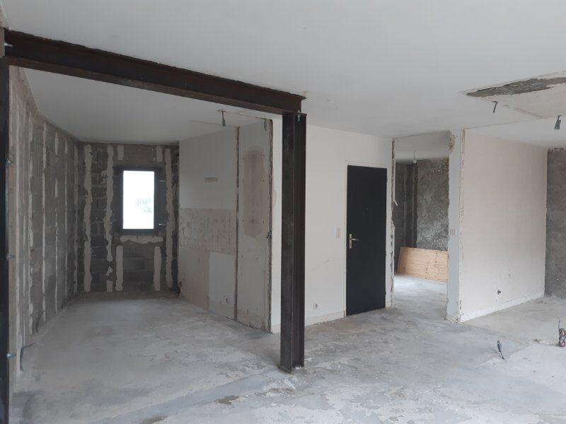 Maison - 153 m² - 9 pièces