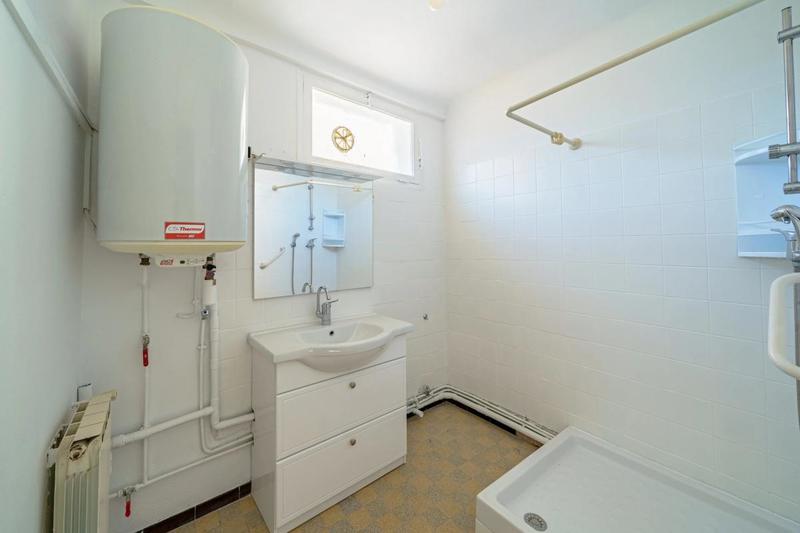 Appartement - 70 m² - 6 pièces