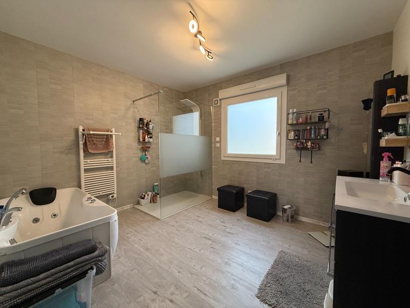 Maison - 158 m² - 5 pièces