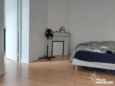 Appartement - 100 m² - 5 pièces