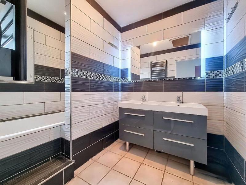 Villa - 106 m² - 5 pièces