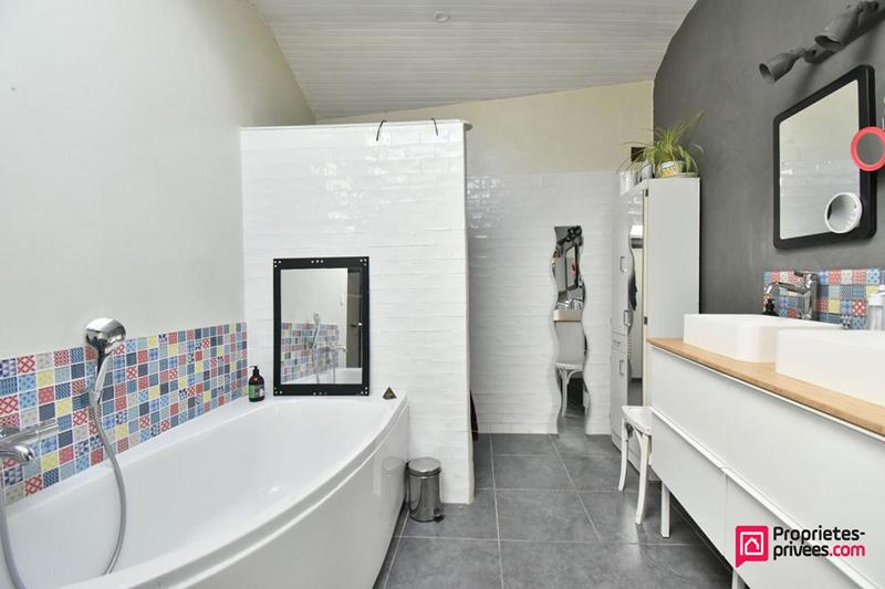 Maison - 150 m² - 6 pièces