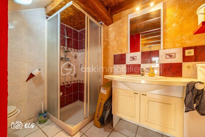 Maison traditionnelle - 146 m² - 6 pièces