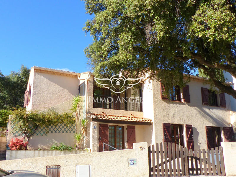 Maison - 155 m² - 6 pièces