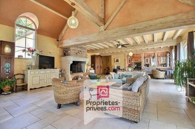 Moulin - 490 m² - 15 pièces