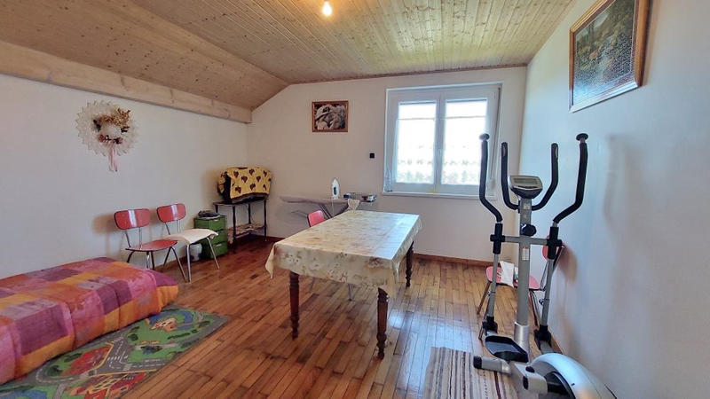 Maison - 188 m² - 10 pièces