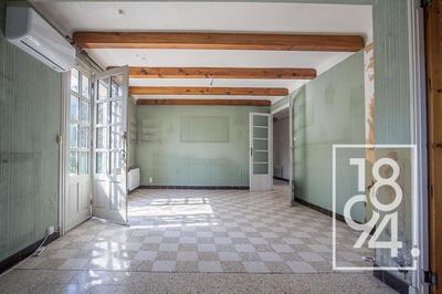 Maison - 181 m² - 6 pièces