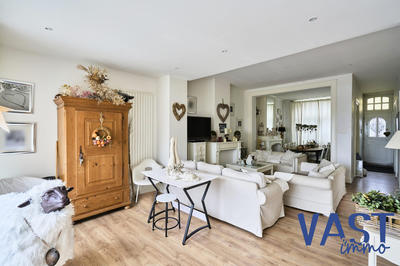 Maison - 135 m² - 5 pièces