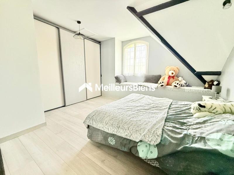 Maison - 190 m² - 7 pièces